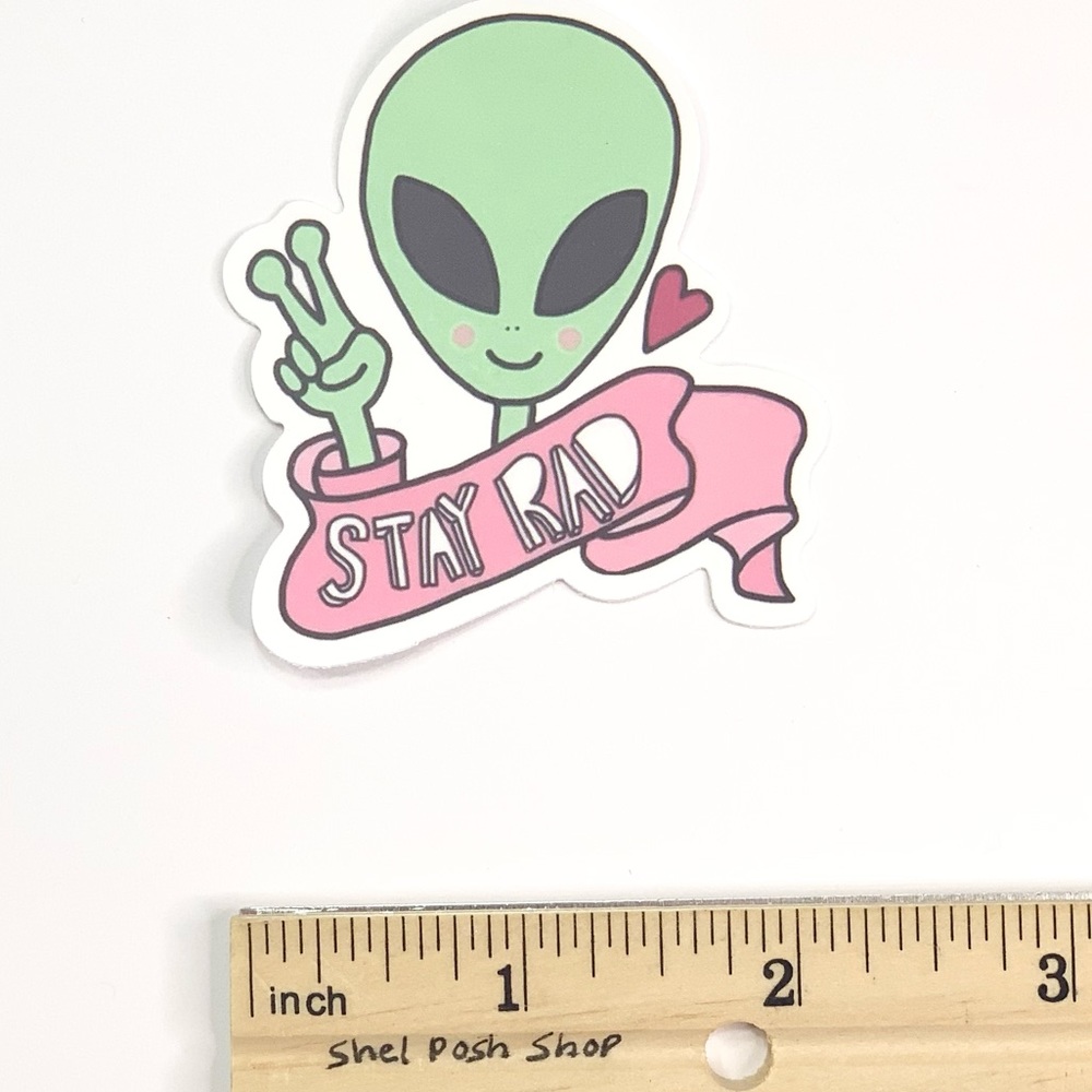 Alien Vinyl Sticker - Picture 2 of 2